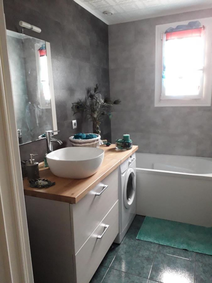 La Maison Rose 2 Chambres Avec Lit Pour 2 Personnes Et 2 Salles De Bains Nevers Zewnętrze zdjęcie